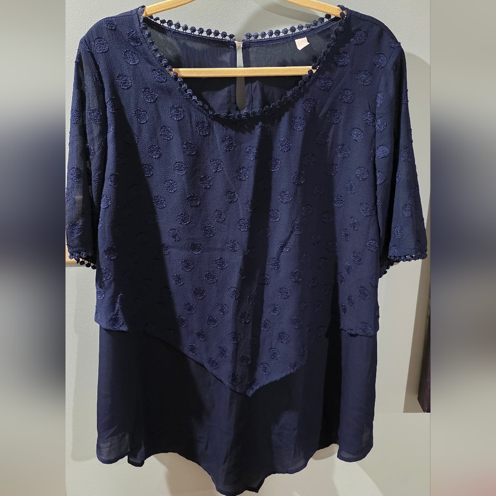 Rosewe Women’s Navy Textured Short-Sleeve Layered Blouse